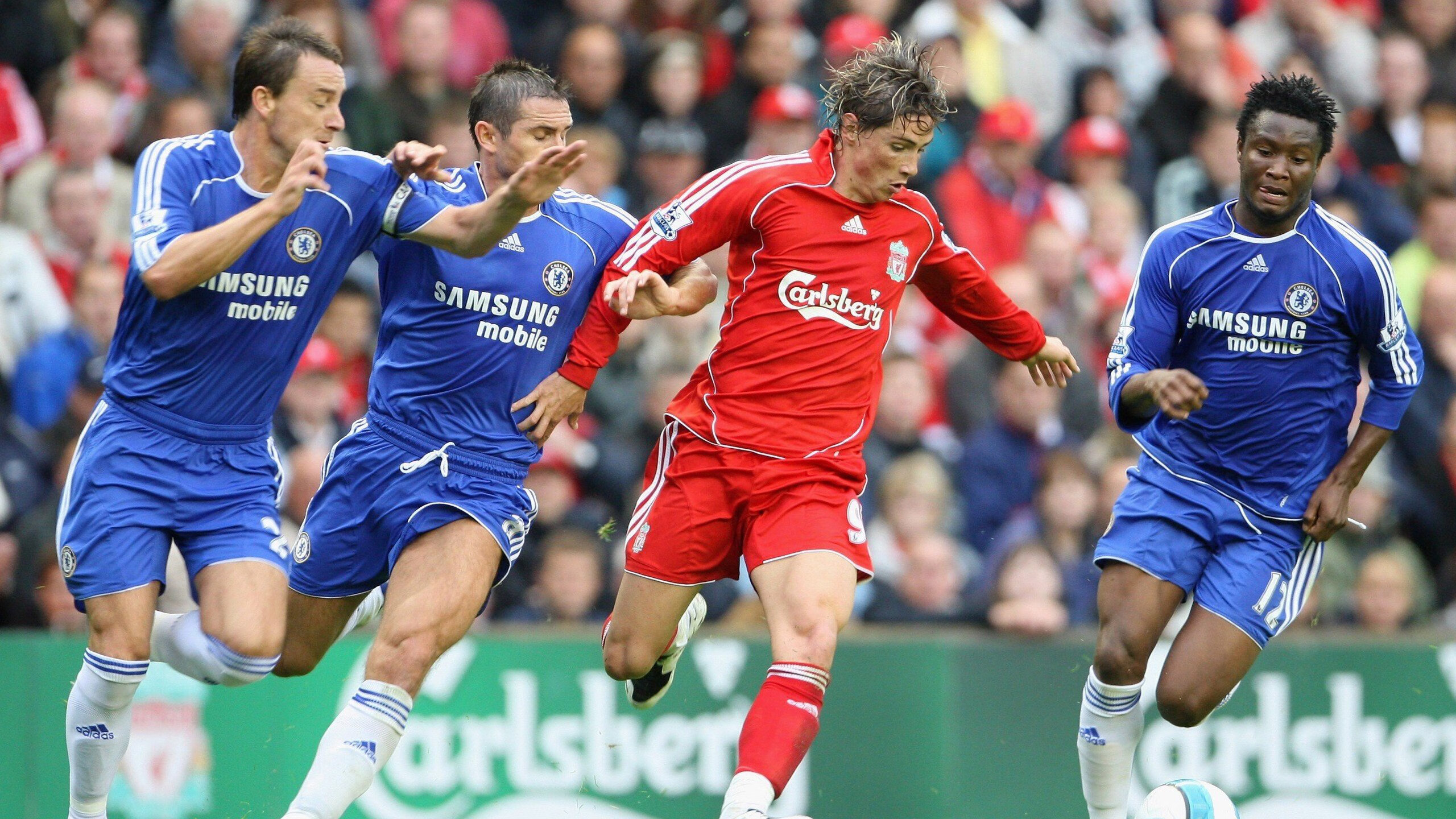 _最新赛事:高科技场馆让观众沉浸式体验_,高科技体验区